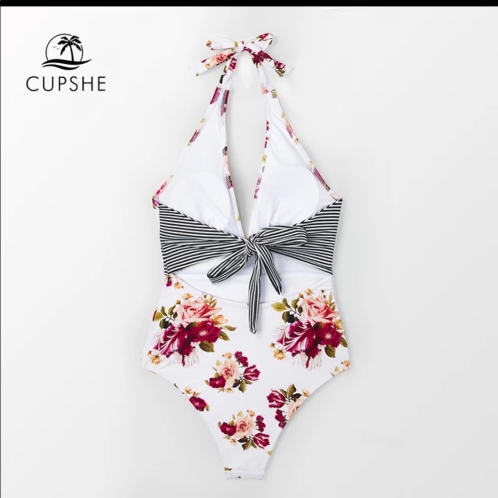 Cupshe White One-Piece Swimsuit with Pink Floral Print - Picture 8 of 9